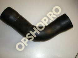 Piese Opel FURTUN INTERCOOLER ADMISIE OPEL VECTRA C SIGNUM Y20DTH Y22DTR TURBODIESEL SUPERIOR STANGA PARTEA SOFERULUI 5835820 